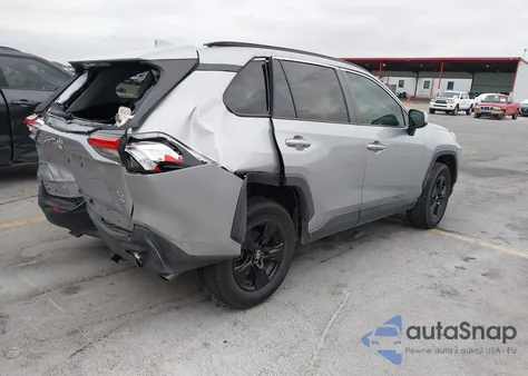 2020 Toyota Rav4 Xle z USA, uszkodzony, nr VIN 2T3P1RFV3LC097537
